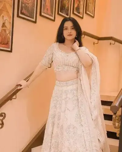 Escort Madhugiri